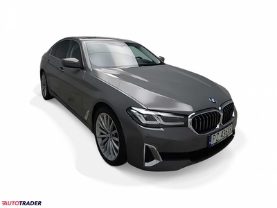 BMW 530 3.0 hybrydowy 285 KM 2022r. (Komorniki)