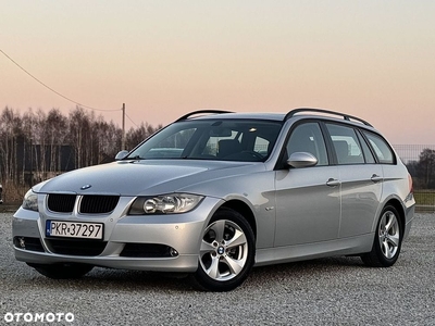 BMW Seria 3 320i