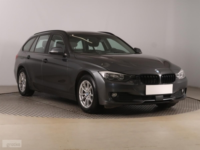 BMW SERIA 3 V (F30/F31/F34) BMW SERIA 3 , 181 KM, Automat, Navi, Klimatronic, Tempomat, Parktronic,