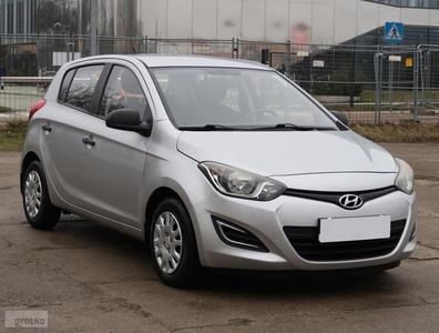 Hyundai i20 , Salon Polska, Klima, Parktronic