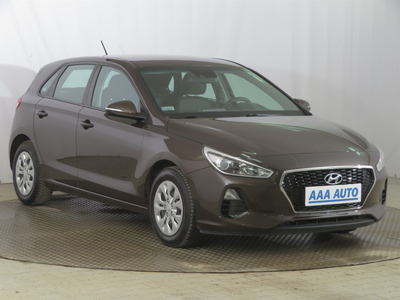 Hyundai i30 2021 1.5 DPI 49037km ABS klimatyzacja manualna