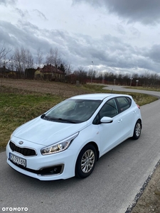 Kia Ceed Cee'd 1.6 GDI Business Line