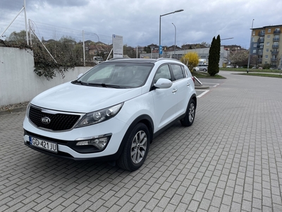 Kia Sportage III salon Polska. Panorama