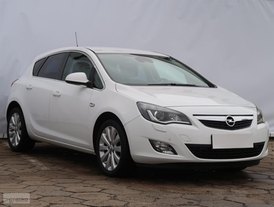 Opel Astra J , Skóra, Xenon, Bi-Xenon, Klimatronic, Tempomat, Parktronic,