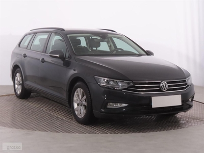 Volkswagen Passat B8 , Salon Polska, Klimatronic, Tempomat, Parktronic