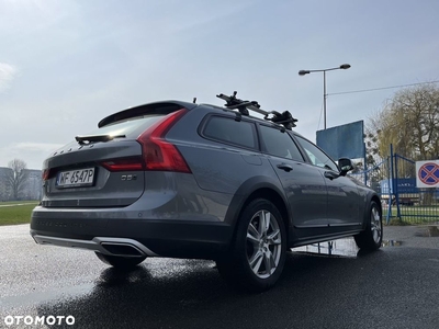 Volvo V90 Cross Country D5 AWD