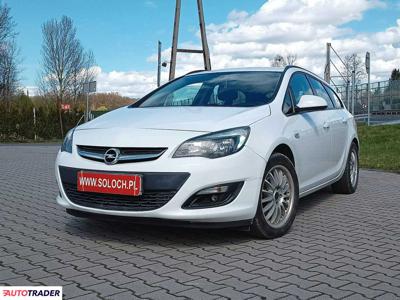 Opel Astra 1.6 diesel 136 KM 2014r. (Goczałkowice-Zdrój)