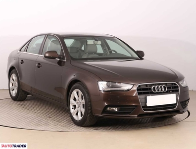 Audi A4 1.8 167 KM 2012r. (Piaseczno)