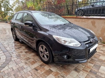 Ford Focus III **Ford Focus Mk3 1.6TDCI 2013r - Bogata wersja / Super stan**