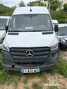 Mercedes sprinter uszkodzony