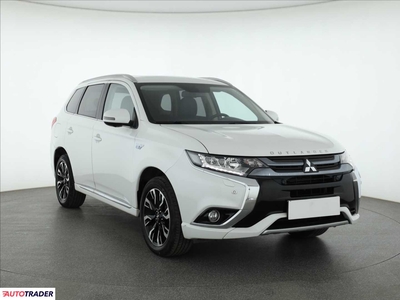 Mitsubishi Outlander 2.0 160 KM 2015r. (Piaseczno)