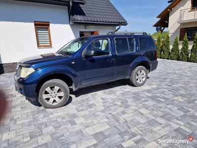 Nissan padfinder 2005rok 4x4