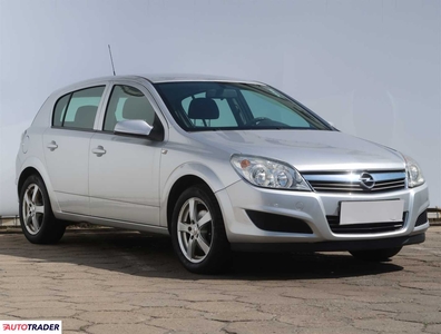 Opel Astra 1.4 88 KM 2009r. (Piaseczno)