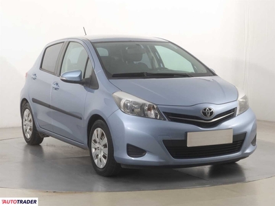 Toyota Yaris 1.3 97 KM 2011r. (Piaseczno)