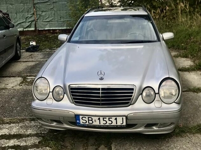 Wyjątkowy Mercedes W210, AMG, E320, benzyna-gaz, 7 osobowy