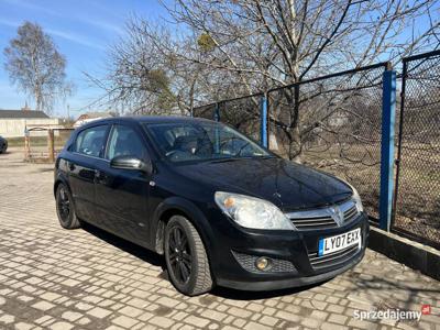 Do sprzedania samochód marki Vauxhall Astra