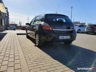 Opel Astra H 2004