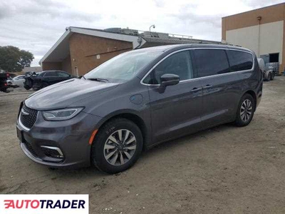 Chrysler Pacifica 3.0 hybrydowy 2022r. (HAYWARD)