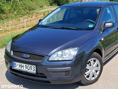 Ford Focus 1.6 16V Ambiente