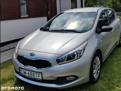 Kia Ceed Cee'd 1.4 CRDi S