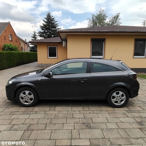 Opel Astra III GTC 1.8 Essentia