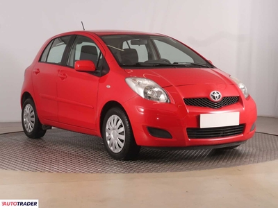 Toyota Yaris 1.4 88 KM 2009r. (Piaseczno)