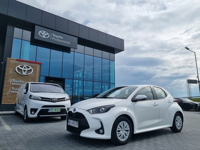 Toyota Yaris IV Hatchback 1.5 Hybrid Dynamic Force 116KM 2023