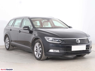 Volkswagen Passat 1.8 177 KM 2015r. (Piaseczno)