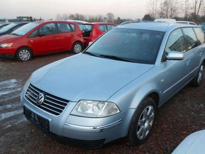 Volkswagen Passat B5 Kombi 2.3 i VR5 20V 170KM 2001