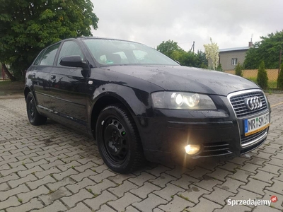 AUDI A 3 2,0 BENZYNA SUPER STAN 2 x FELGI ALUMINIOWE