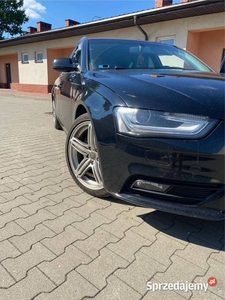 Audi a4b8 2.0tdi 2012r. Avant czarny