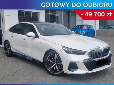 BMW Seria 5 G60-61 Touring 2.0 520d 197KM 2024