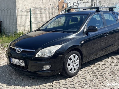 hyundai i30 ekonomiczny klima 5drzwi serwis 2007