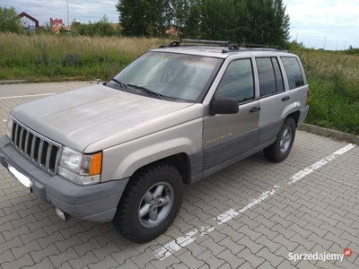 jeep grand cherokee 4.0 gaz 1997r Laredo