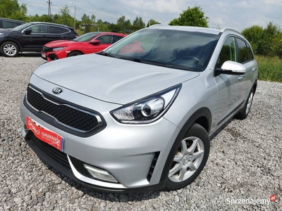 Kia Niro 1.6 hybryda klima kamera stan bdb gwarancja przebiegu