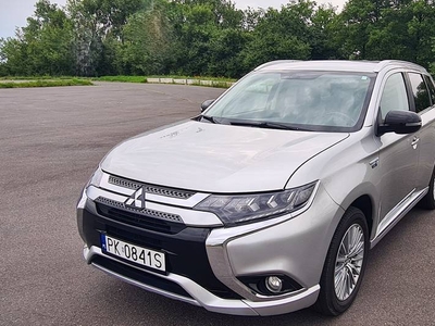 Mitsubishi Outlander 2.0 4WD Plug-In Hybrid 204 KM Zamiana