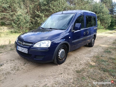 Opel Combo 1.4 Benzyna Klima 5 osobowy 2 x drzwi z Niemiec