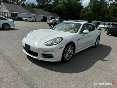 Porsche Panamera PORSCHE PANAMERA 2