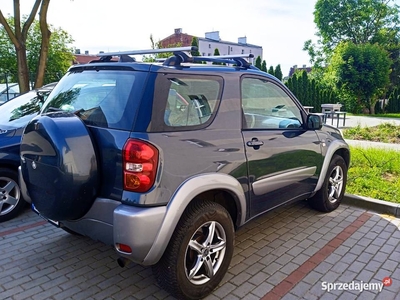 Rav 4 trzydrzwiowa doinwestowana. napęd 4 x 4