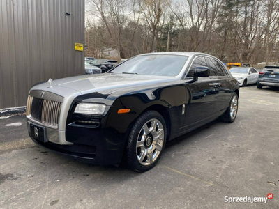 Rolls-Royce Ghost ROLLS-ROYCE GHOST