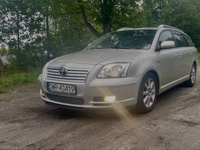 Toyota avensis t25 2.0 d4d zamiana na sedan/hatchback benzyna