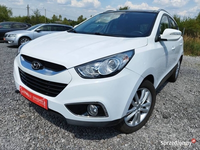 Hyundai IX35 2.0 crdi 4x4 pełna opcja stan bdb gwarancja przebiegu