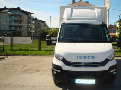 Iveco Daily 2018 · 271 300 km · 2 300 cm3 · Diesel