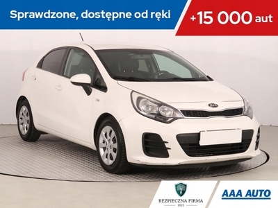 Kia Rio III Hatchback 5d Facelifting 1.2 DOHC CVVT 84KM 2015