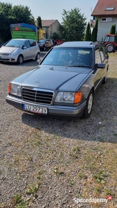 Mercedes-Benz E220 w124 S124 Kombi E-klasa 1995r