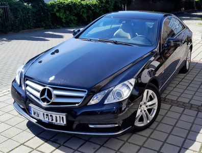 Mercedes e 207