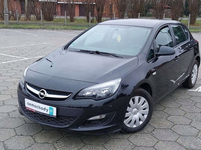 Opel Astra J Hatchback 5d Facelifting 1.6 Twinport ECOTEC 115KM 2015