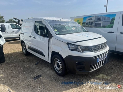 PEUGEOT Partner 1.5 BlueHDi 130 Asphalt FQ771