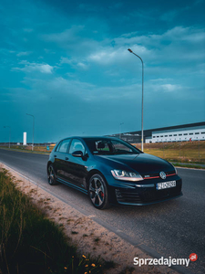 Volkswagen Golf GTI TSI 2.0 DSG