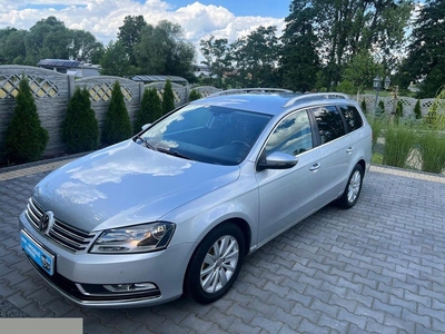 Volkswagen Passat B7 Variant 1.6 TDI CR DPF BlueMotion 105KM 2013